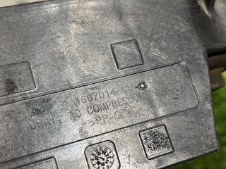 кронштейн компрессора кондиционера, ориг. номер 1667014-00-C, Tesla Model 3 2 поколение 2024-2026