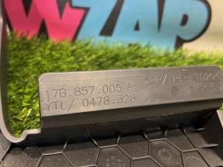 декоративная накладка торпедо, ориг. номер 17B857005A, Volkswagen Jetta 7 поколение 2018-2022