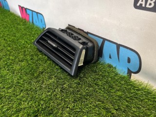 дефлектор обдува салона правый, ориг. номер 17B819704F, Volkswagen Jetta 7 поколение 2018-2022
