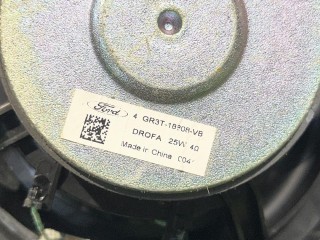 динамик двери передней левой, ориг. номер GR3T-18808-VB, Ford Mustang 6 поколение S550 [рестайлинг] 2017-2026