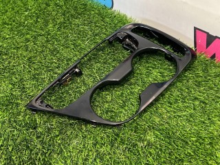 декоративная накладка центральной консоли, ориг. номер 42526011, Buick Encore GX 1 поколение 2019-2023