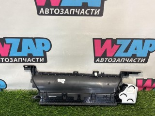 дефлектор обдува салона левый, ориг. номер 1095416, Tesla Model 3 1 поколение 2017-2021
