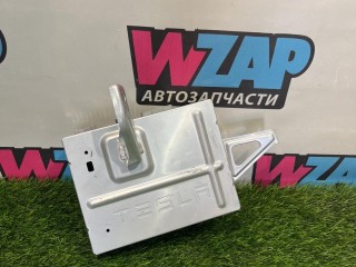 усилитель звука, ориг. номер 1079748-00-D, Tesla Model 3 1 поколение 2017-2021