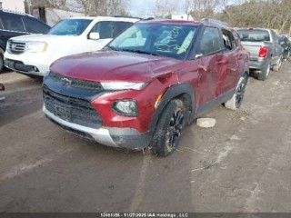 Chevrolet TrailBlazer 3 поколение [рестайлинг] 2023г. 1.3 л. - фото №1