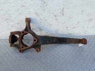 Кулак поворотный левый Jeep Grand Cherokee 2010-2013, полный привод, 68022633AD