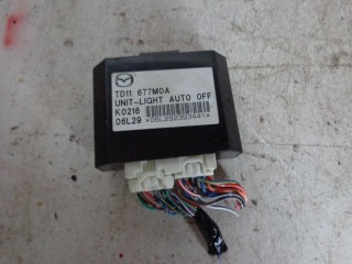 Блок управления, ориг. номер TD11677M0A, Mazda CX9 2006-2009