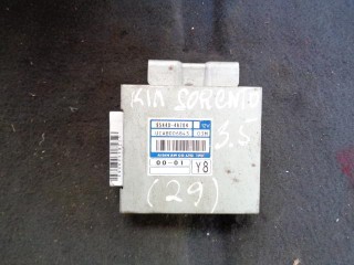 Блок управления КПП Kia Sorento 2002-2006, 954404A704