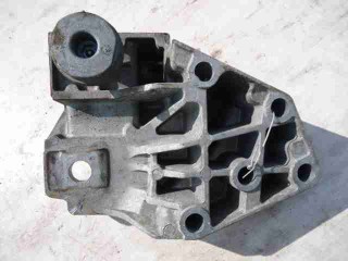 Кронштейн двигателя Land Rover Freelander 2006-2010, 2.2 л, дизель, 6G926P096