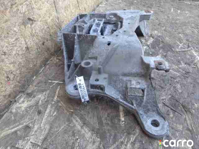 Подушка крепления КПП Audi A8 2009-2014, АКПП, полный привод, 8K0399151, фото 2