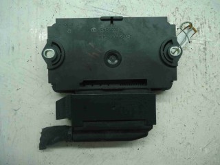 Блок управления стояночного тормоза Volkswagen Touareg 2010-2014, 7P0907801F