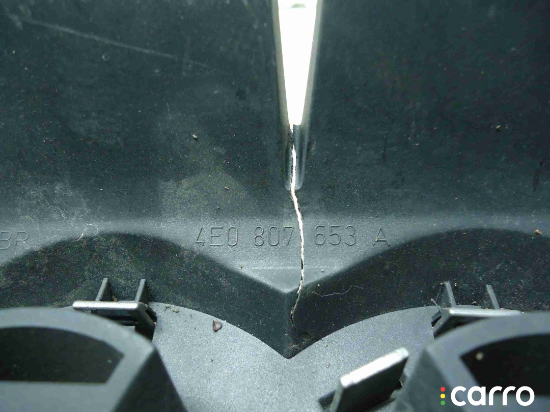 4E0807653 Решетка радиатора Audi A8 2004г. - фото №4