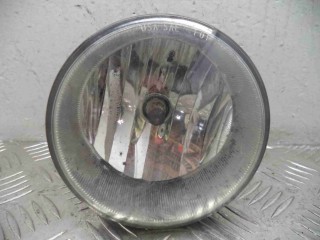 Фара противотуманная левая Toyota Tacoma 2004-2011