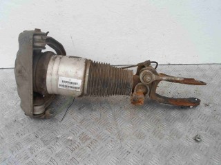 Амортизатор передний левый Volkswagen Touareg 2006-2010, полный привод, 7L6616039D