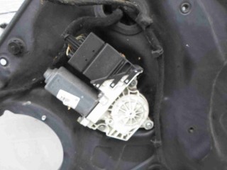 Стеклоподъемник задний правый Volkswagen Passat 2005-2010, седан, левый руль