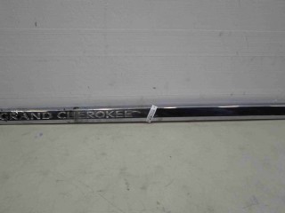 Накладка двери (Молдинг) Jeep Grand Cherokee 2004-2007, 55156849