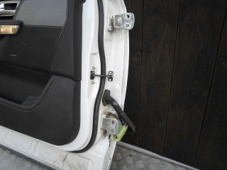 Замок двери передней левой, Land Rover Range Rover Sport 2009-2013