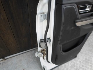 Замок двери задней правой, Land Rover Range Rover Sport 2009-2013