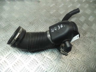 Патрубок воздушного фильтра Audi A6 2004-2008, 2.7 л, дизель, 4F0129615G
