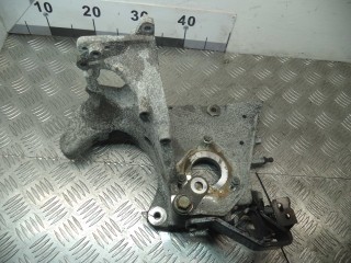 Кронштейн двигателя Opel Insignia 2008-2013, 2.0 л, дизель, 55566003