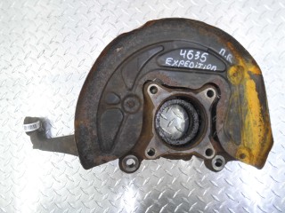 Кулак поворотный правый Ford Expedition 2006-2014, полный привод