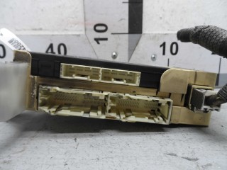 Блок предохранителей, ориг. номер 8273006752, 8922106170, Toyota Camry 2011-2014