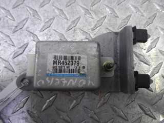 Блок управления круиз-контролем, ориг. номер MR452379, Mitsubishi Montero 1999-2003
