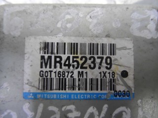 Блок управления круиз-контролем, ориг. номер MR452379, Mitsubishi Montero 1999-2003