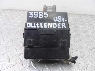Блок предохранителей Mitsubishi Outlander 2002-2009, MR301971