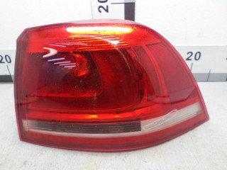 Фонарь крыла правый Volkswagen Touareg 2010-2014, 7P6945096E