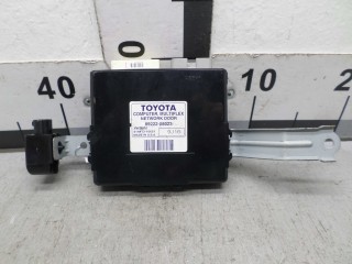 Блок управления, ориг. номер 8922208023, Toyota Sienna 2010-2014
