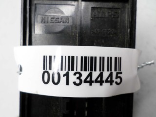 Кнопка стеклоподъемника, ориг. номер 25401EZ00A, Nissan Titan 2015-2019
