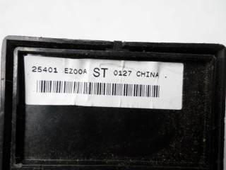 Кнопка стеклоподъемника, ориг. номер 25401EZ00A, Nissan Titan 2015-2019