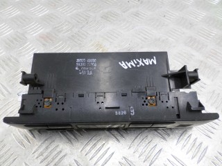 Переключатель отопителя, ориг. номер 2852543U10, Nissan Maxima 1988-1994