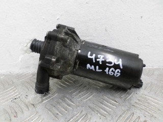 Насос водяной (помпа) Mercedes M-klasse (W166) - 2011-2015, 4.7 л, АКПП, 0005000386