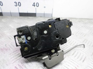 Замок двери задней левой Audi A4 2000-2006, седан, 8E0839016C