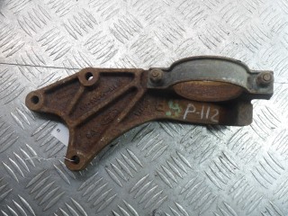 Кронштейн Ford Focus 1998-2001, универсал, XS4W3K305DA
