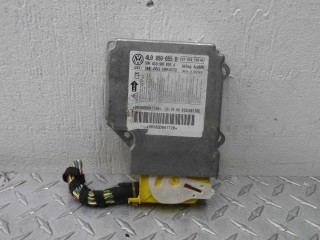 Блок управления подушек безопасности Audi Q7 2005-2009, 4L0959655B