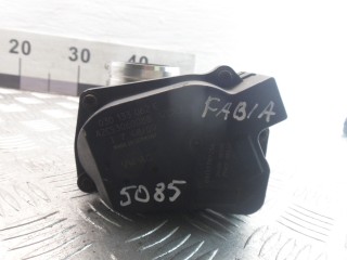 Заслонка дроссельная, ориг. номер 03D133062E, A2C53060088, Skoda Fabia 2007-2010