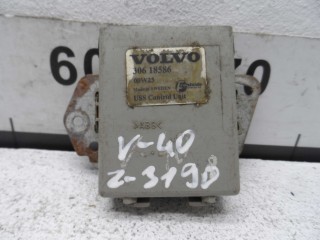 Блок управления центральным замком Volvo V40 1999-2002, 30618586