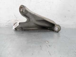 Кронштейн Audi A8 2002-2005, седан, 4E0199307