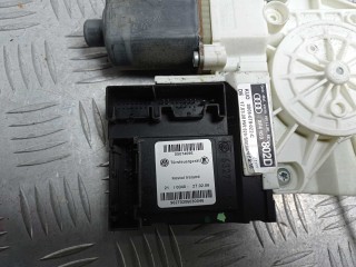 Стеклоподъемник задний правый, ориг. номер 8P4959802D, Audi A3 2004-2008