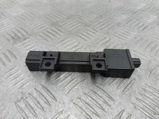 Антенна Audi Q7 2005-2009, 4F0909141C