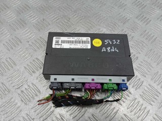 Блок управления пневматической подвеской Audi A8 2009-2014, 4H0907553C