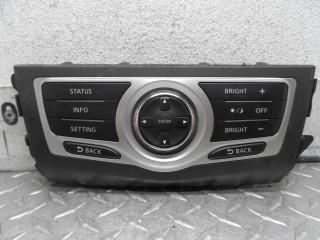 Панель управления магнитолой Nissan Murano 2007-2010