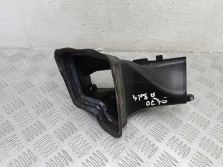 Воздухозаборник Audi A8 2009-2014, 4H0129618D