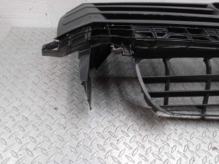Решетка радиатора, ориг. номер 9068800385, Volkswagen Crafter 2011-2016