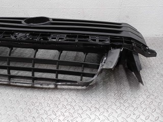 Решетка радиатора, ориг. номер 9068800385, Volkswagen Crafter 2011-2016