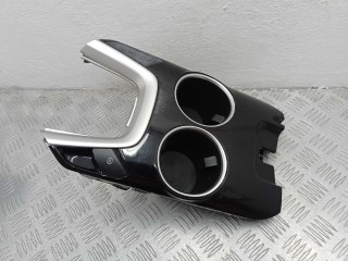 Подстаканник Ford Fusion, седан, левый руль, DG9T2B623ACW