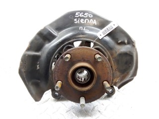 Кулак поворотный левый Toyota Sienna 2006-2009, передний привод