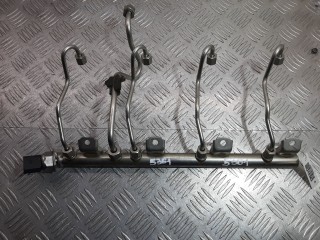 Топливная рампа BMW 7-Series F01,F02 - 2008-2012, 4.4 л, бензин, 7547600